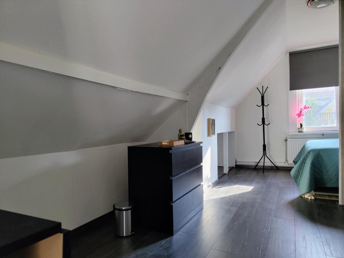 The Diesel Bed And Breakfast Rotterdam Esterno foto