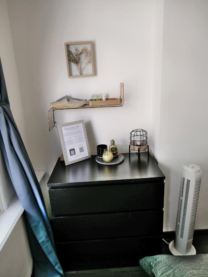 The Diesel Bed And Breakfast Rotterdam Esterno foto