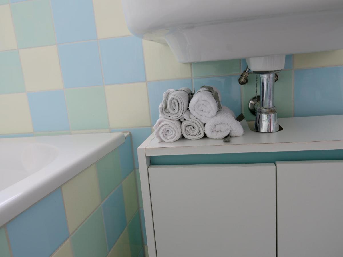 The Diesel Bed And Breakfast Rotterdam Esterno foto