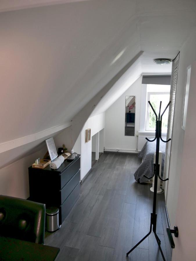 The Diesel Bed And Breakfast Rotterdam Esterno foto